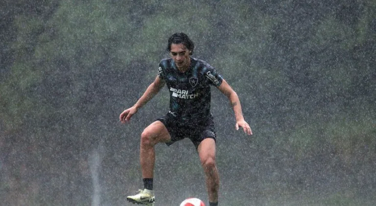 Matheus Nascimento tem lesão muscular confirmada e só volta ao Botafogo no segundo semestre