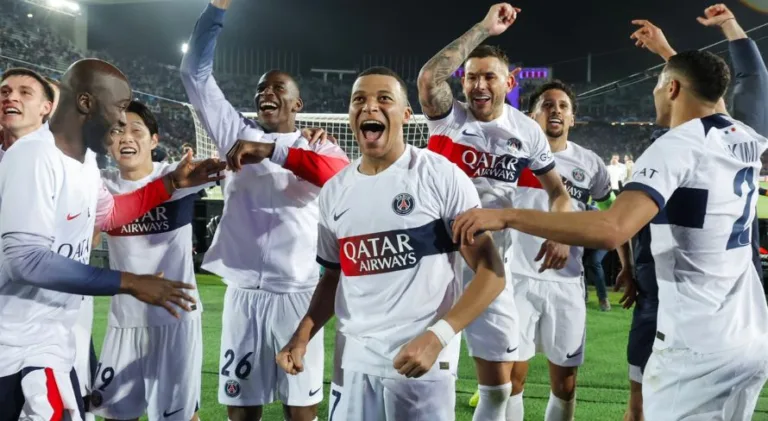 Mbappé dispara contra o PSG e revela duas pessoas que o “salvaram” no clube