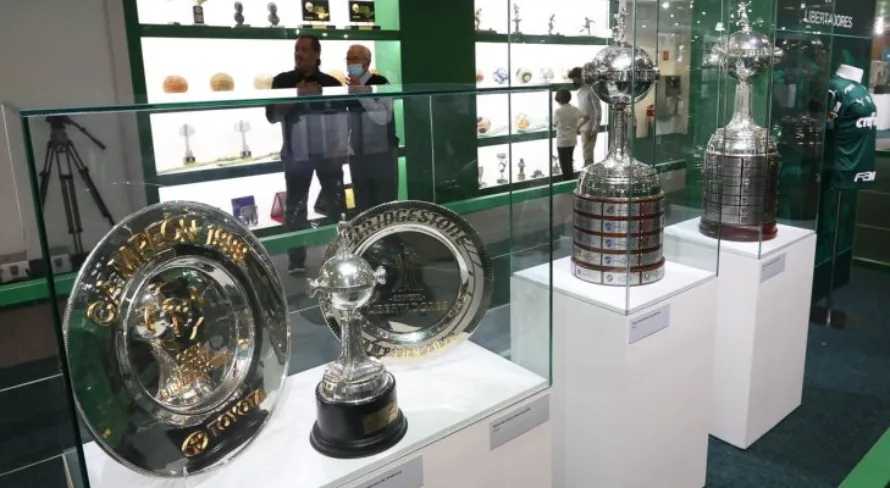 Mundial do Palmeiras não é reconhecido pela Fifa por motivos econômicos, diz Mustafa Contursi