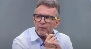 Neto crava primeiro time rebaixado no Brasileirão Série A: “Está fadado a cair”