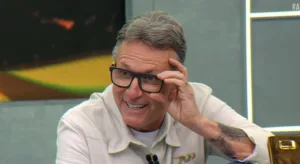Neto surpreende e crava jogador mais “amado” do futebol brasileiro