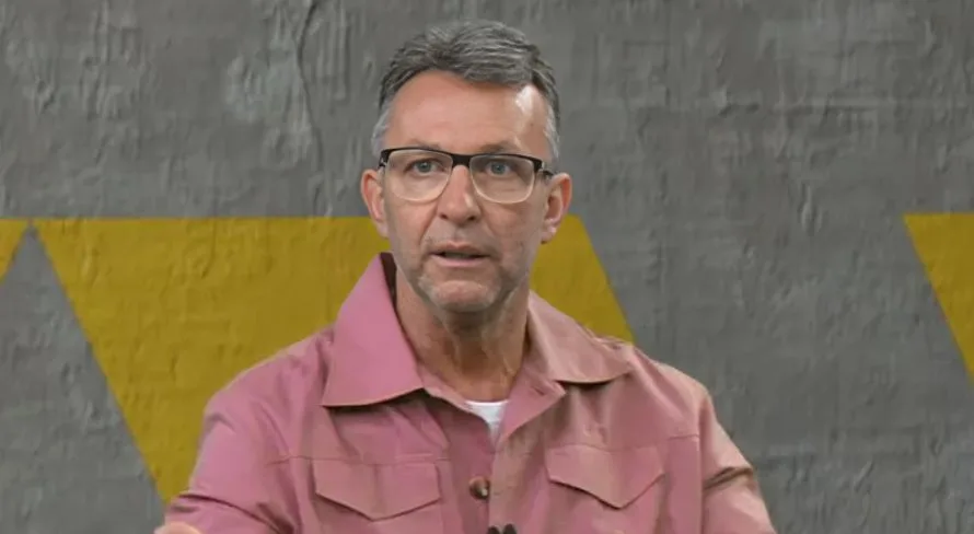 Neto aponta três jogadores “injustiçados” no Brasil