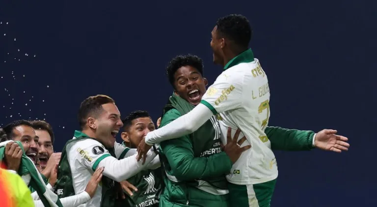 Neto descarta Endrick e exalta atacante do Palmeiras: “Vai ser um monstro”