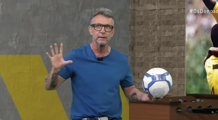 Craque Neto elege contratação badalada como “vergonha” para o futebol brasileiro