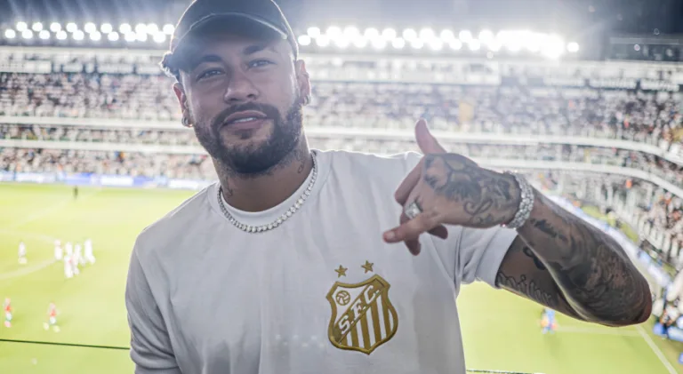 Mauro Cezar analisa se Neymar pode voltar ao futebol brasileiro