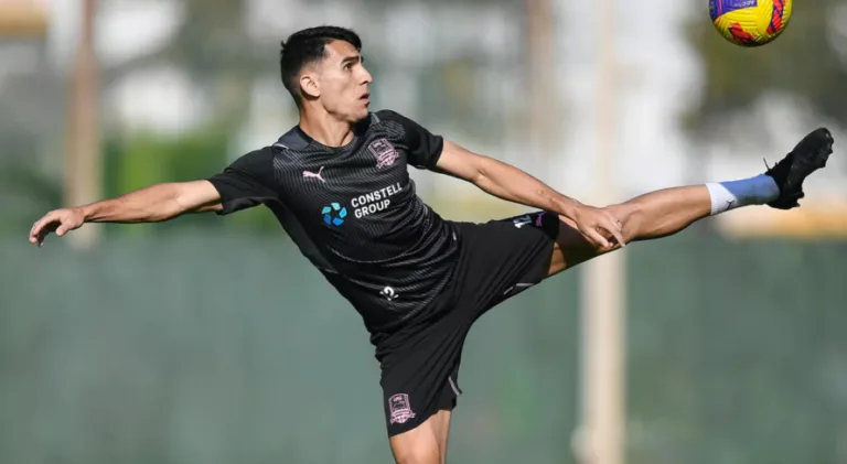 Nicola comenta negociação do Atlético-MG por zagueiro do futebol europeu