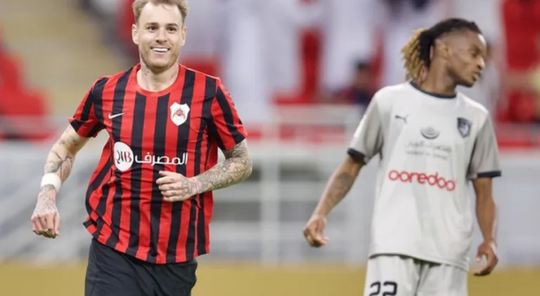 Nicola aponta possível destino de Róger Guedes no futebol brasileiro em rivais