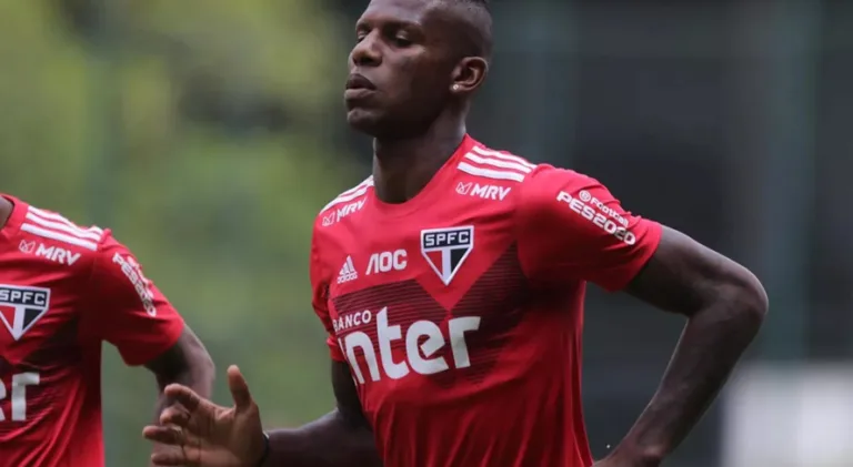 Nicola traz detalhes sobre renovação de Arboleda com o SPFC