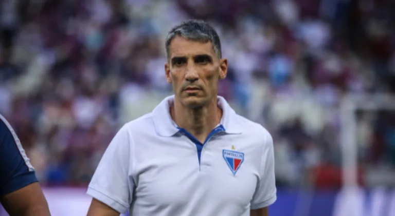 Nicola comenta chances de Vojvoda ser demitido do Fortaleza