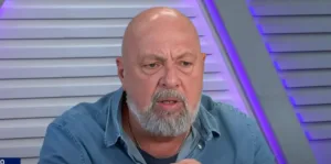 Nilson César crava time que joga ‘uma bolinha’ no Brasil hoje: “Não tem desculpa”