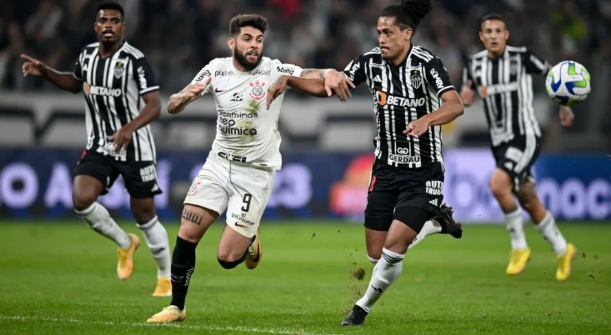 Nilson Cesar sinaliza resultado de Corinthians x Atlético-MG