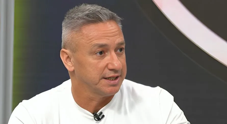 Paulo Nunes elege técnico diferenciado do futebol brasileiro: “Aprendi muito”