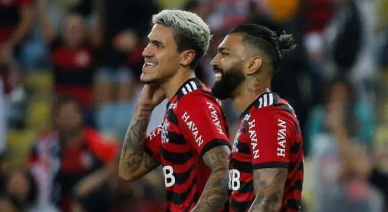 Flamengo estuda saída de Pedro e torcida pede retorno de Gabigol em 2025: “Vem ser feliz no Mengão”
