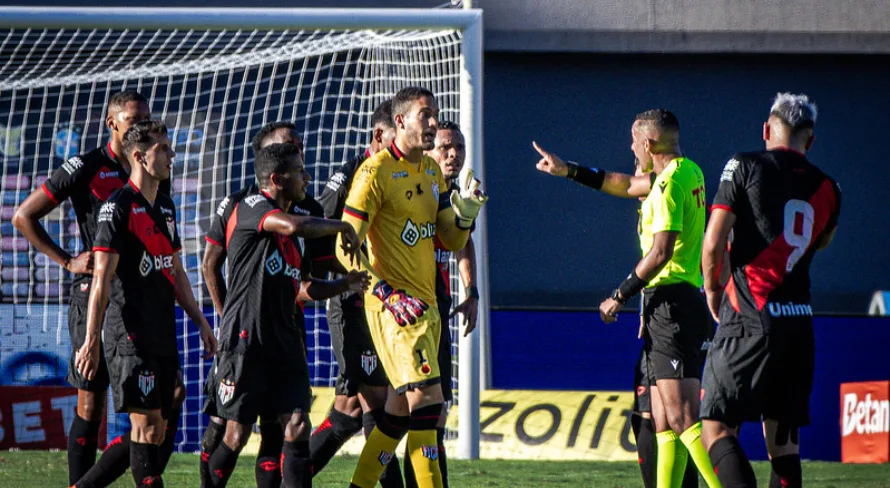 Praetzel detona CBF após falhas da arbitragem no Brasileirão Série A