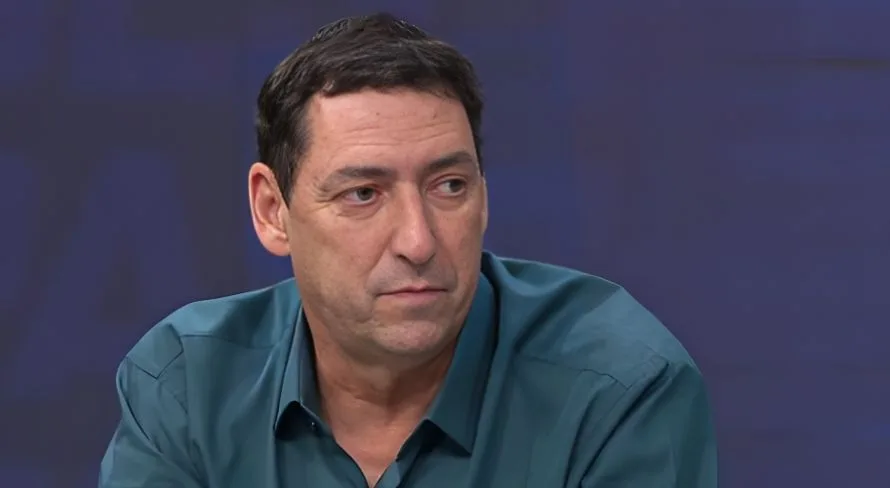 PVC “ignora” Diniz e elege melhor treinador brasileiro hoje