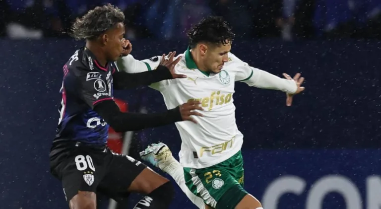 PVC aponta motivos para má fase de jogador do Palmeiras: “Não joga em seu nível”