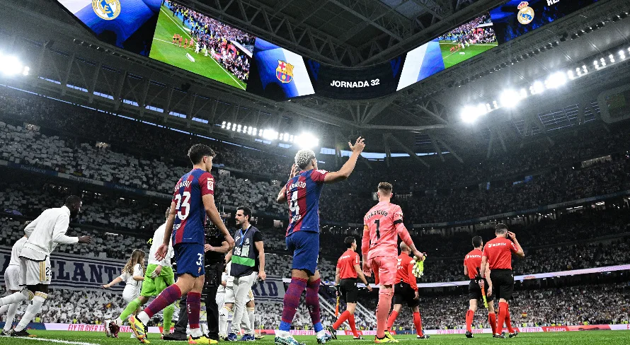 Presidente do Barcelona diz que vai pedir anulação do jogo contra o Real Madrid por erro do VAR