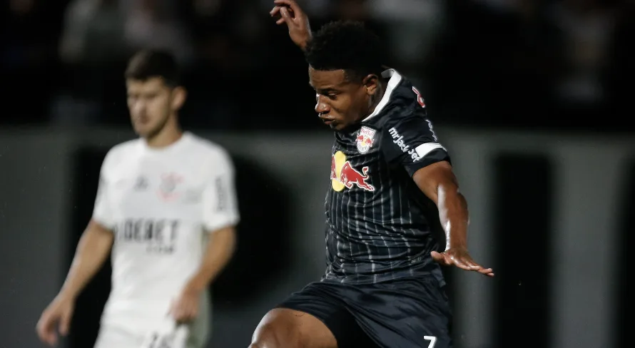 Corinthians perde para Red Bull Bragantino e segue sem marcar no Brasileirão Série A