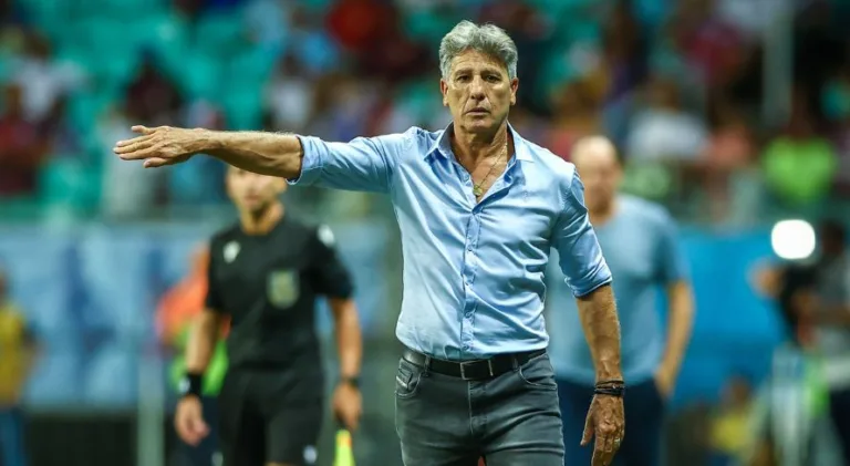 Renato Gaúcho faz ameaça após polêmica em jogo do Grêmio no Brasileirão