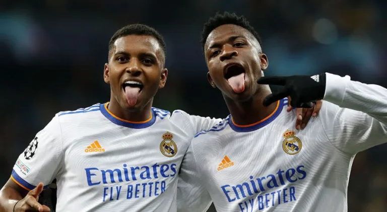 Ancelotti cria variação de jogo para Vinícius Júnior e Rodrygo no Real Madrid