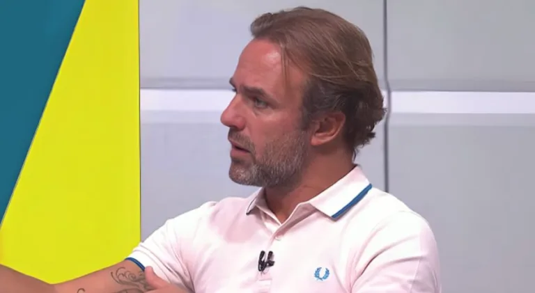 Roger Flores aponta camisa 10 com personalidade no futebol brasileiro: “Decisivo”