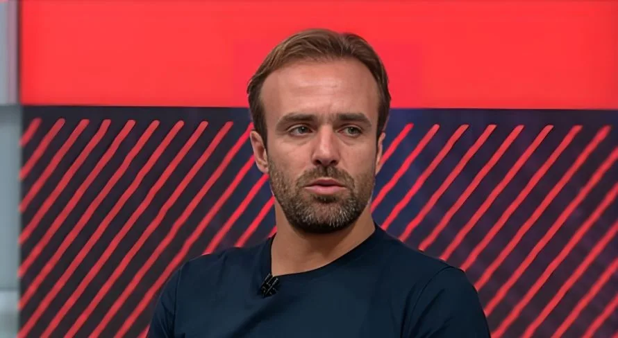 Roger Flores vê time do Brasileirão ameaçado: “Vulnerável”