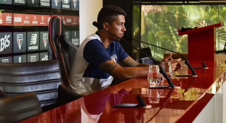 SPFC: 10 nomes especulados para o lugar de Thiago Carpini