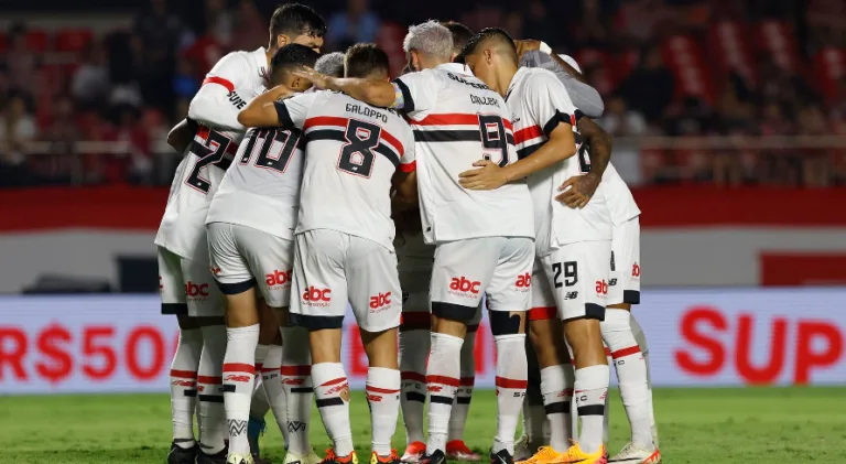 Casagrande surpreende e sugere dois “gringos” para treinar o SPFC: “Conhece”
