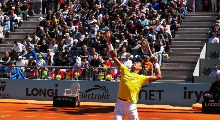 Thiago Monteiro faz grande jogo e avança no Masters 1000 de Madri