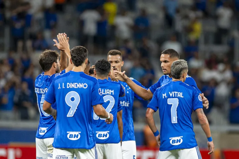 Veja a provável escalação do Cruzeiro hoje na estreia pelo Brasileirão Série A 