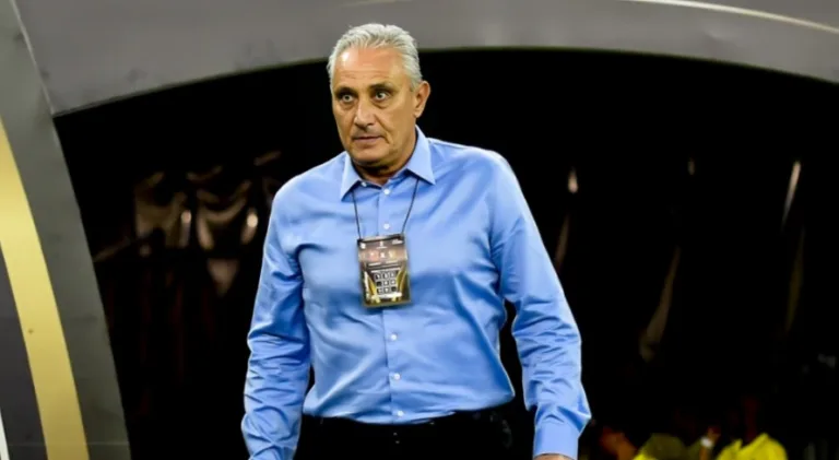 Torcedores do Flamengo se revoltam contra Tite após jogo da Libertadores: “Burro”