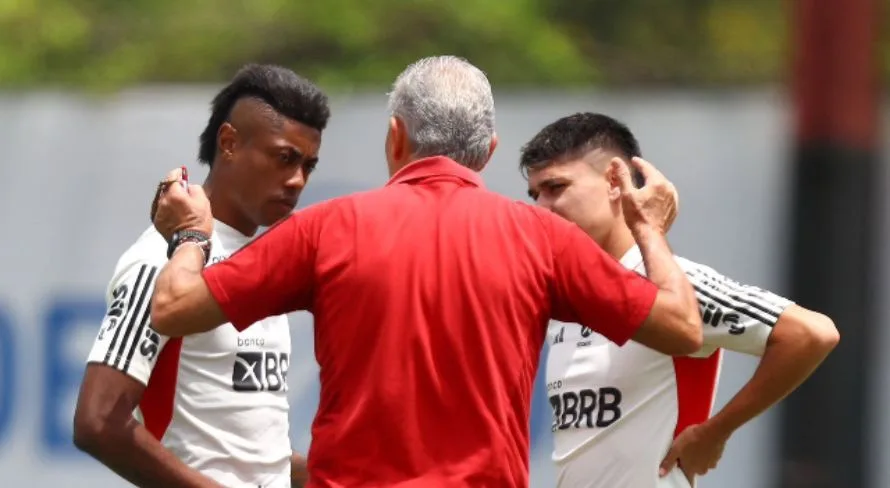 Eric Faria diz que escolha de Tite prejudica jogador do Flamengo: “Não rende” 