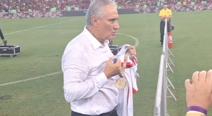 Vampeta vê desrespeito de Tite após título do Flamengo: “Milongueiro”