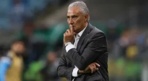Tite não vê falhas da arbitragem em jogo entre Flamengo e Atlético-GO