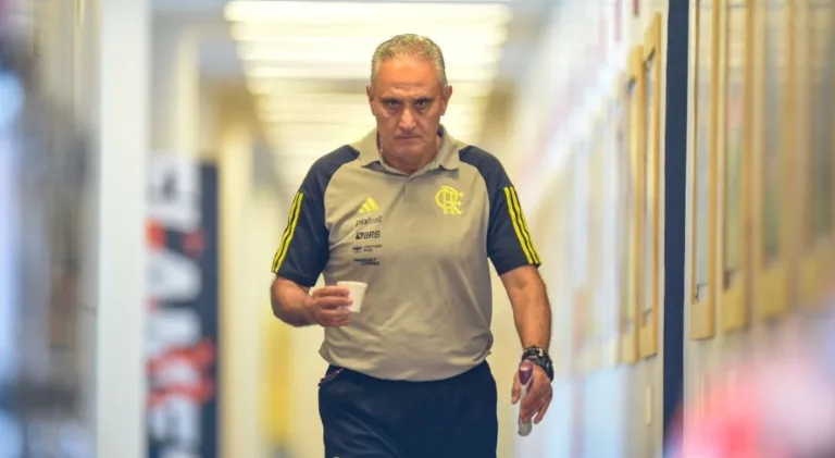 RMP condena jogo posicional no Flamengo e critica Tite: “Mais um tentando”