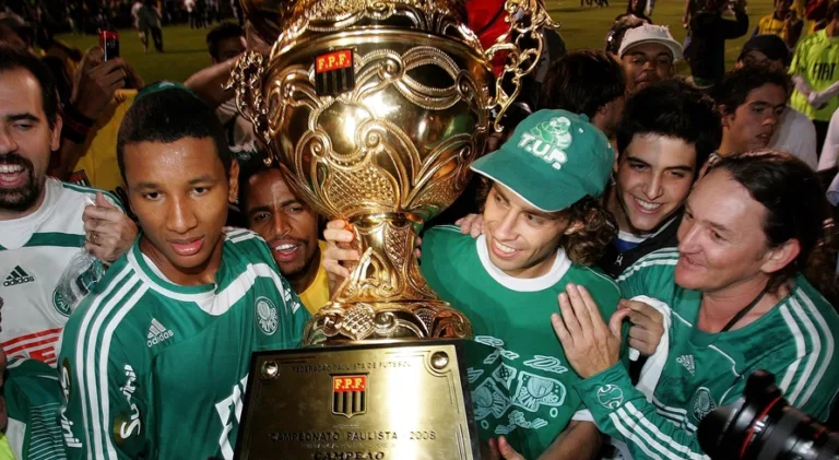 Palmeiras já enfrentou time da Série B em final do Paulistão que consagrou Valdivia e Diego Souza