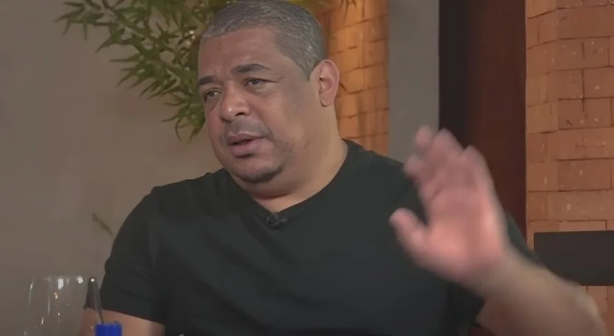 Vampeta surpreende e crava saída no Flamengo: “Vai pra Europa”