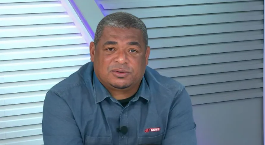 Vampeta elege potências e indica dois clubes que subiram de patamar no futebol brasileiro