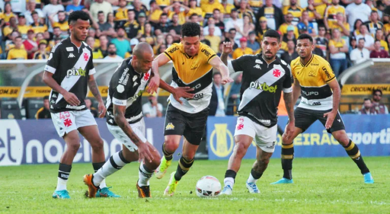 Vasco x Criciúma: onde assistir ao jogo do Brasileirão Série A