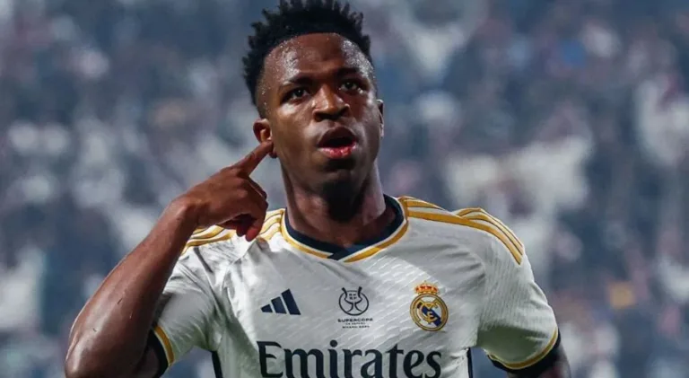 Cafu, Luís Fabiano e Muller elegem jogador brasileiro melhor que Vinícius Júnior