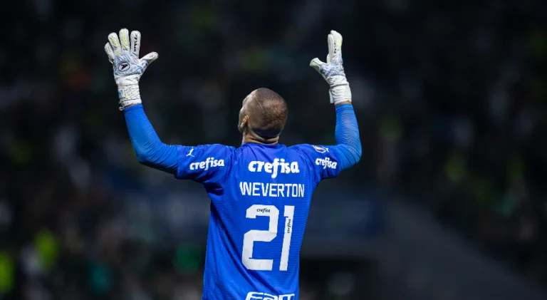 Weverton admite falha em Palmeiras x Corinthians e desabafa: “Errei aquela vez”