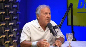 Zico surpreende e elege meias diferenciados do futebol brasileiro