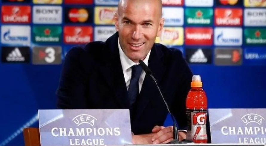 Diretor do Bayern de Munique se esquiva sobre Zidane e não descarta técnico estrangeiro