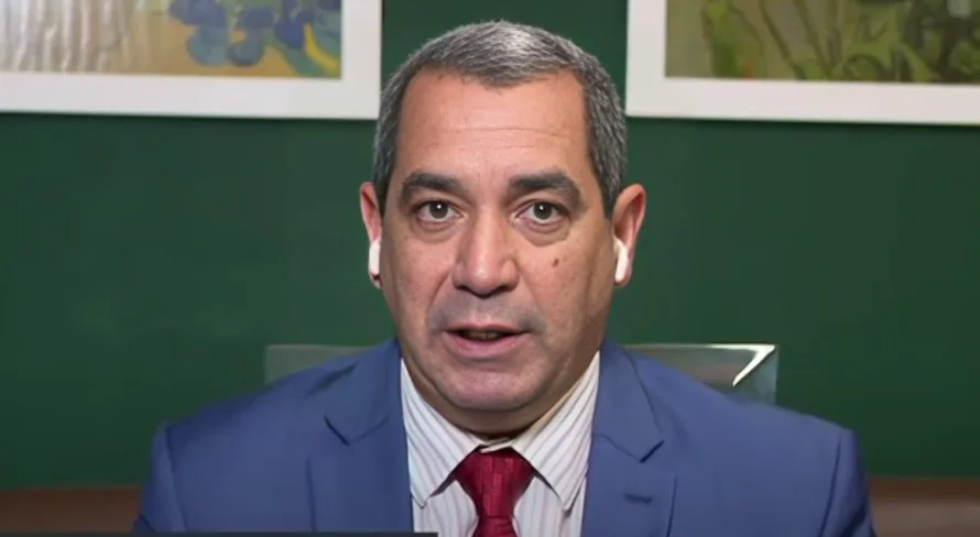 Zinho não alivia em recado para os torcedores do Flamengo: “Eu fui atleta”