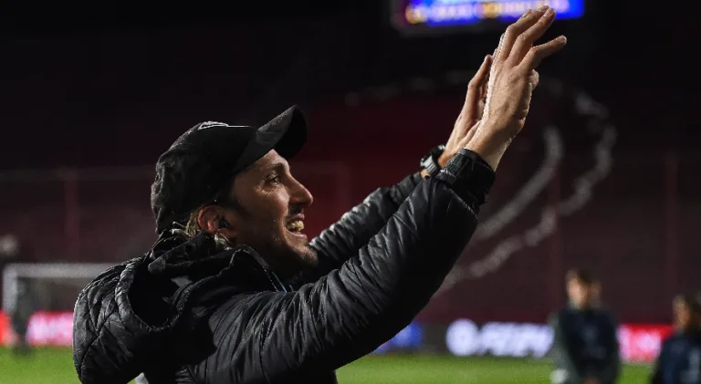 SPFC anuncia Luis Zubeldía após demissão de Thiago Carpini