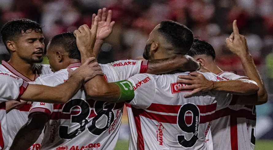 CRB vence e acaba com invencibilidade da Chapecoense no Brasileirão Série B
