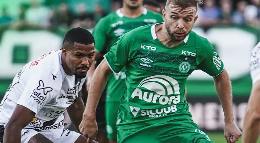 Em jogo equilibrado, Ponte Preta e Chapecoense empatam no Brasileirão Série B