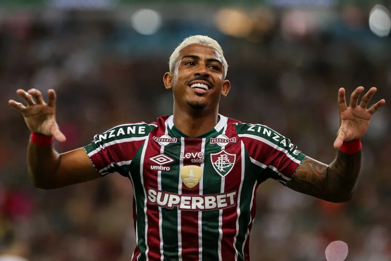 Fluminense bate o Sampaio Corrêa e avança na Copa do Brasil