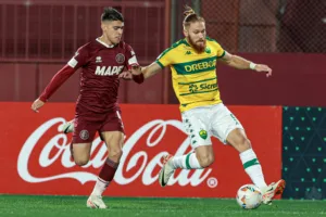 Pitta marca em vitória do Cuiabá sobre o Lanús na Sul-Americana