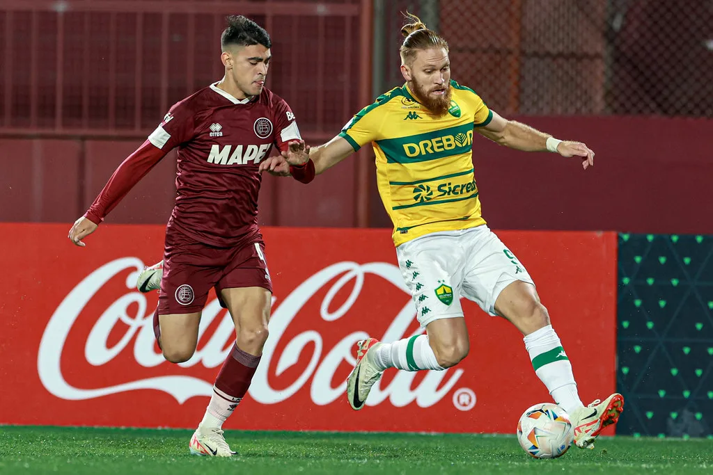 Pitta marca em vitória do Cuiabá sobre o Lanús na Sul-Americana